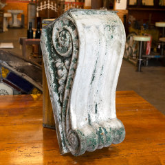 #39052 - Antique&nbsp;Pressed&nbsp;Metal&nbsp;Corbel&nbsp;Bracket&nbsp;image