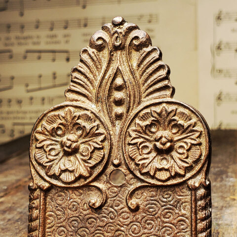 #11742 Antique Salvaged Doorknob Backplate image 2