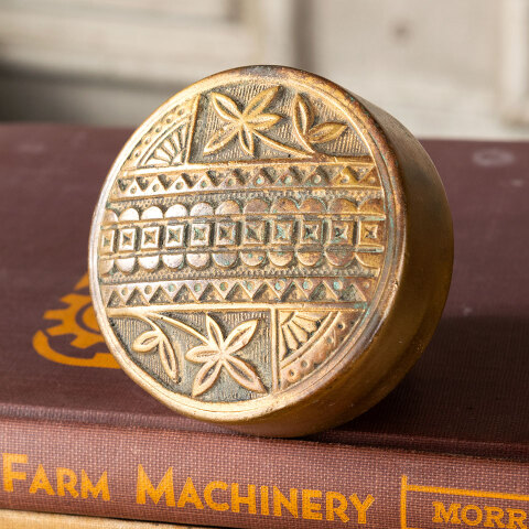 #13196 Antique Brass Trenton Entry Doorknob image 3