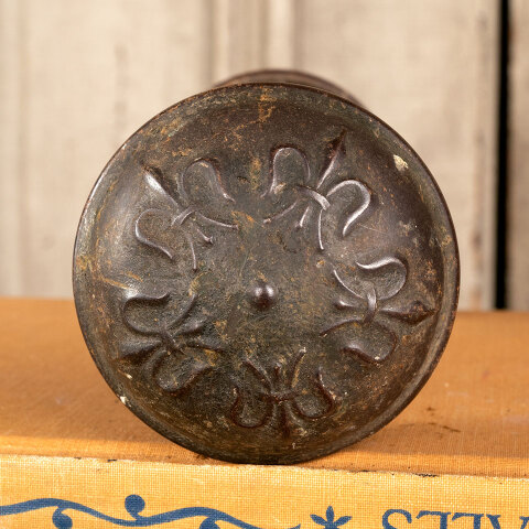 #27722 Antique Lockwood Fleur-De-Lis Doorknobs image 4