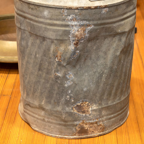 #38581 Old Galvanized Fuel Can image 5