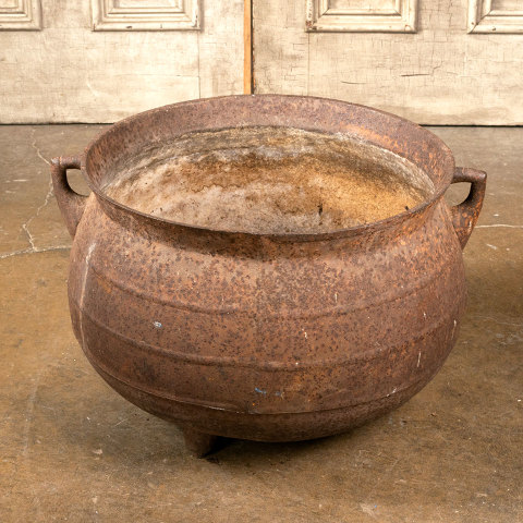 #41074 Antique 15 Gallon Cast Iron Cauldron image 2