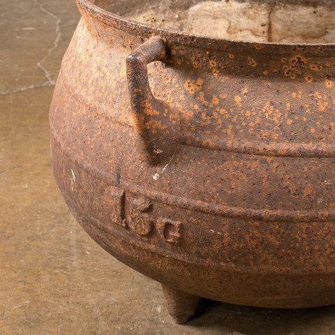#41074 Antique 15 Gallon Cast Iron Cauldron image 5