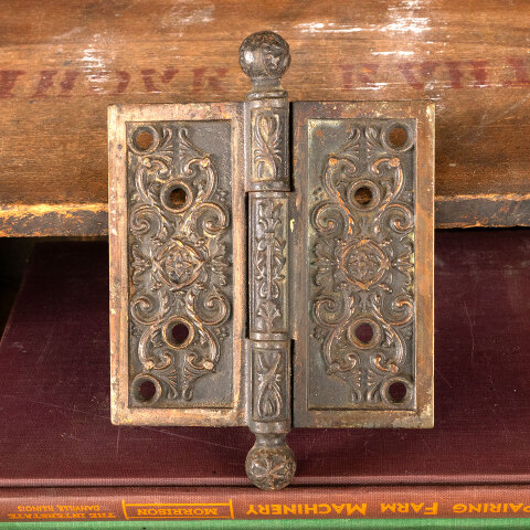 #43928 Antique Russell & Erwin 4" Door Hinge image 2