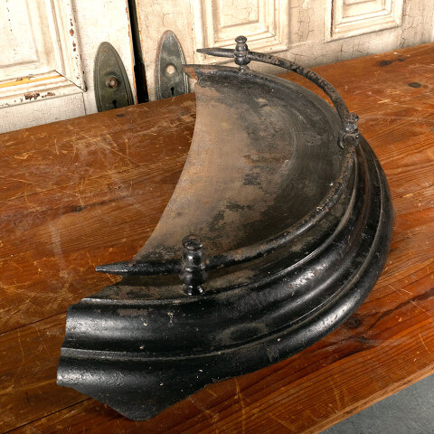 #44103 Salvaged Antique Cast Iron Fireplace Fender image 5