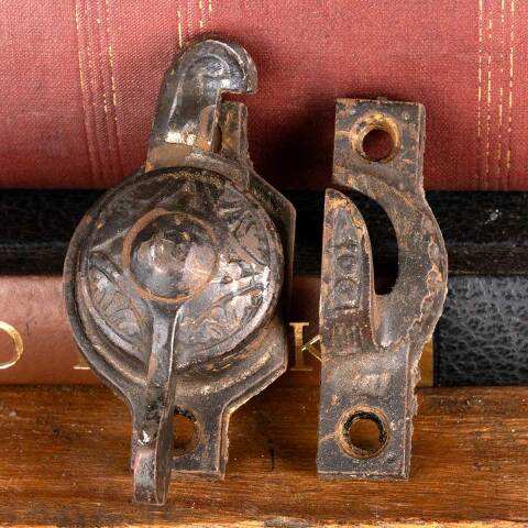 #46779 Antique Ornate Cast Iron Window Sash Lock image 5