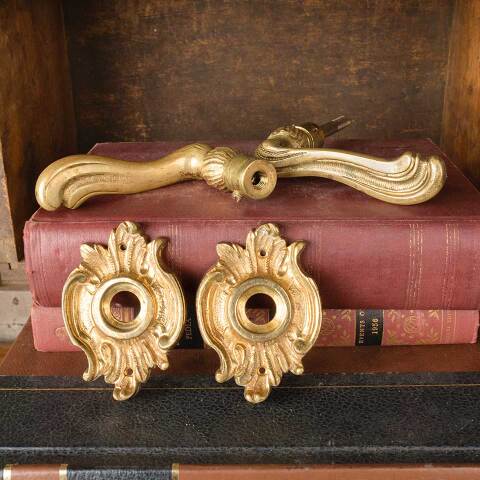#50053 Salvaged Ornate Brass Door Lever Handles image 7