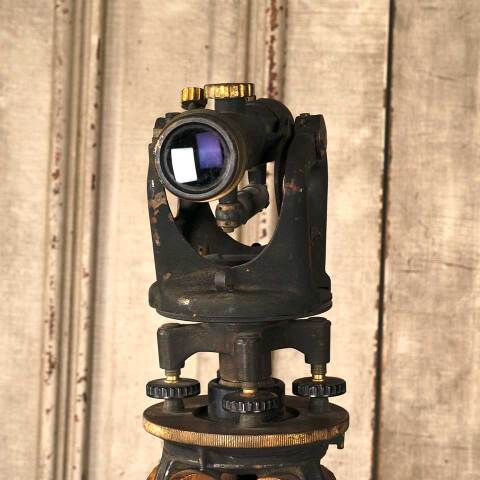 #53995 Antique Surveyor's Transit, Tripod & Case image 4