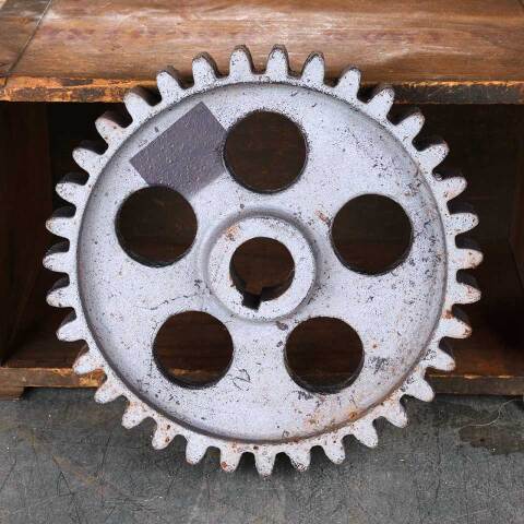 #54148 9" Cast Iron Industrial Gear image 6